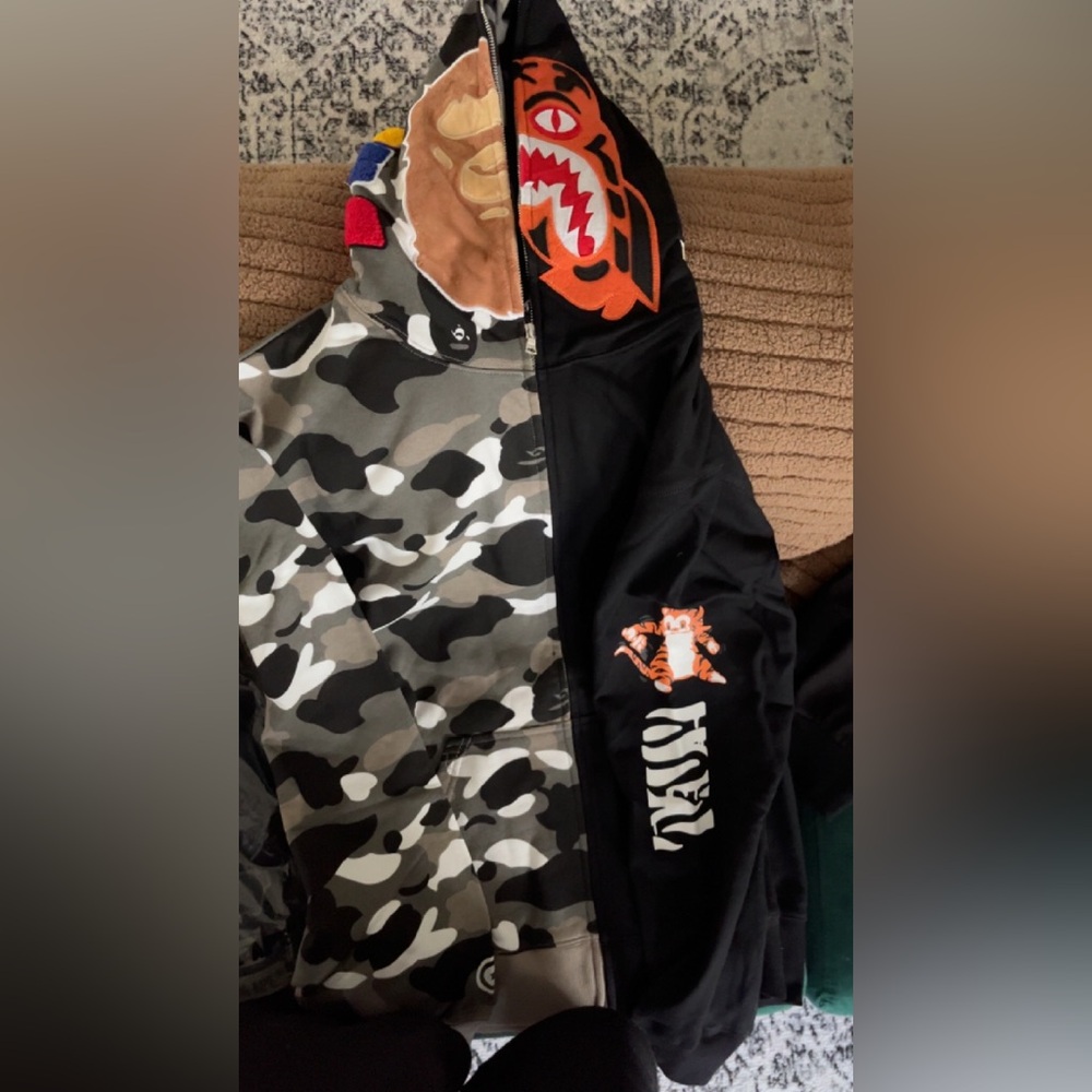 BAPE-City Camo 2nd Ape Tiger.